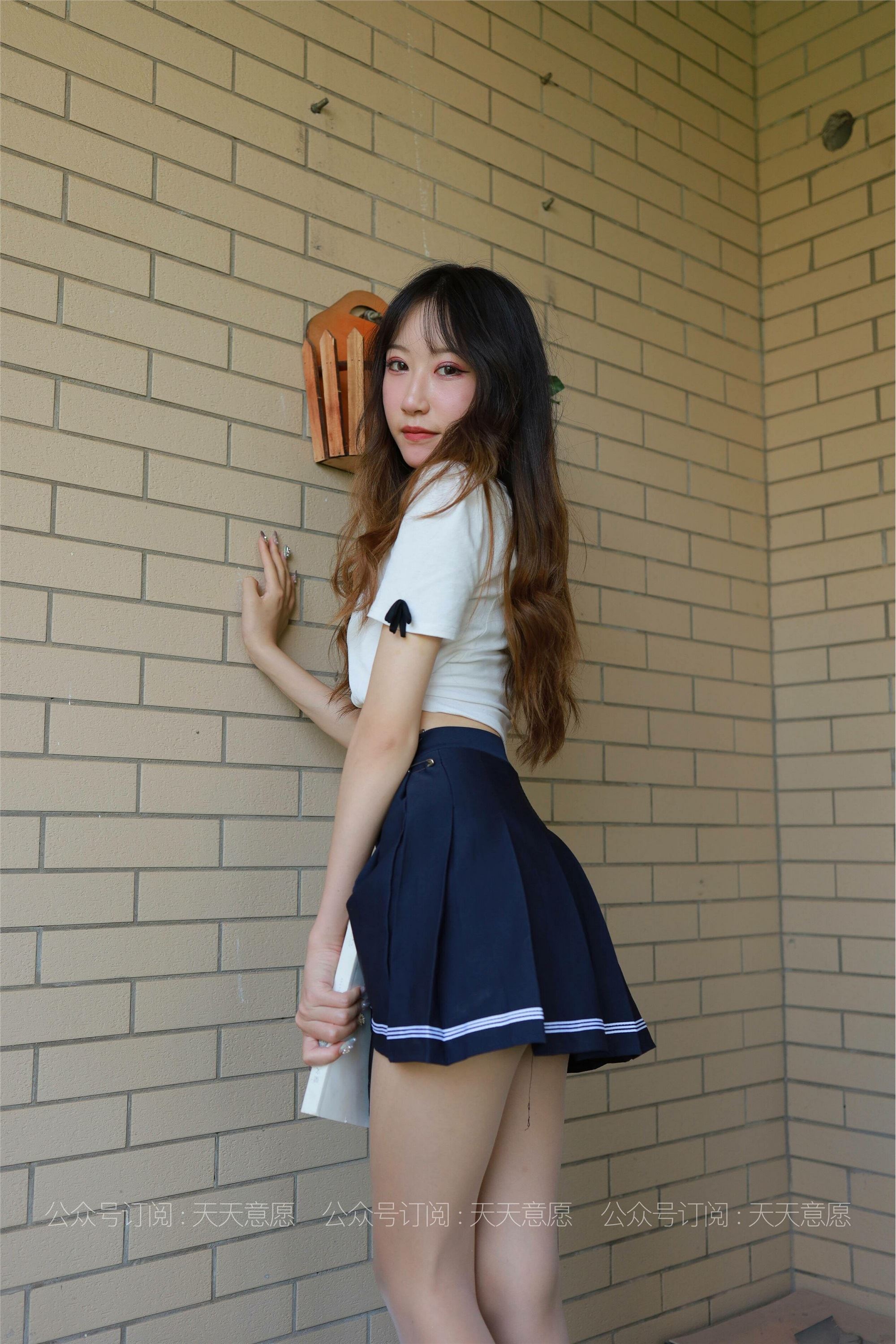 IESS异思趣向 - 模特：怡怡《长腿少女》